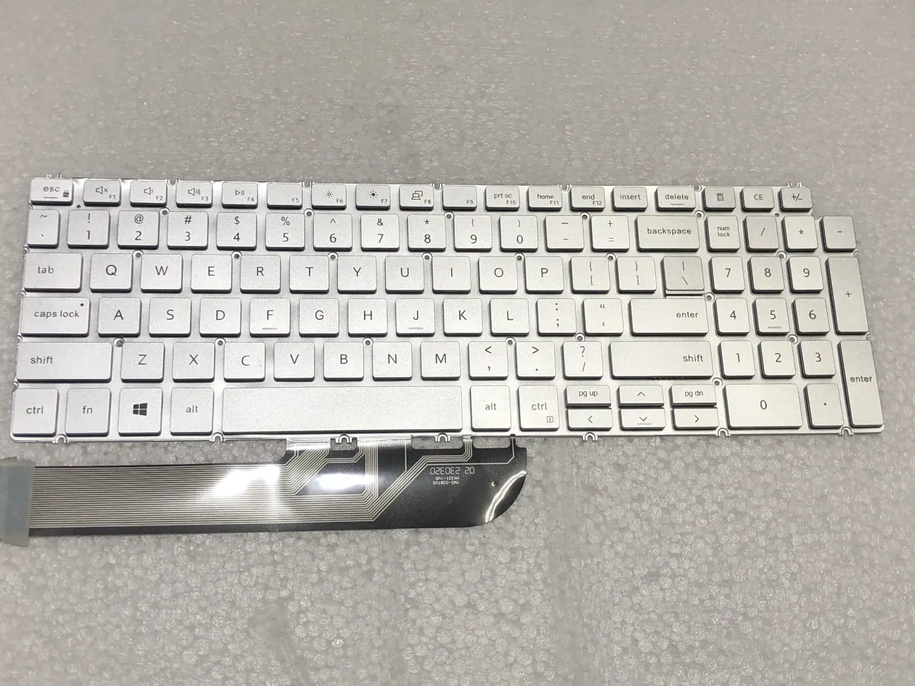 Bàn phím Dell Inspiron 15 3501 3502 3505 3505 5501 5502 5508 5509 5584 5590 5593 5594 5598, Vostro 3500 (Gen 11) BẠC mặt trước