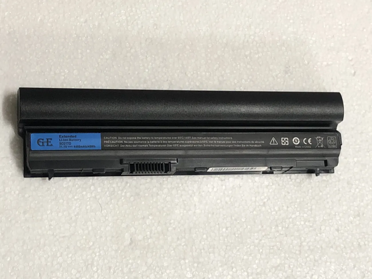Pin Dell E6320 mặt trước