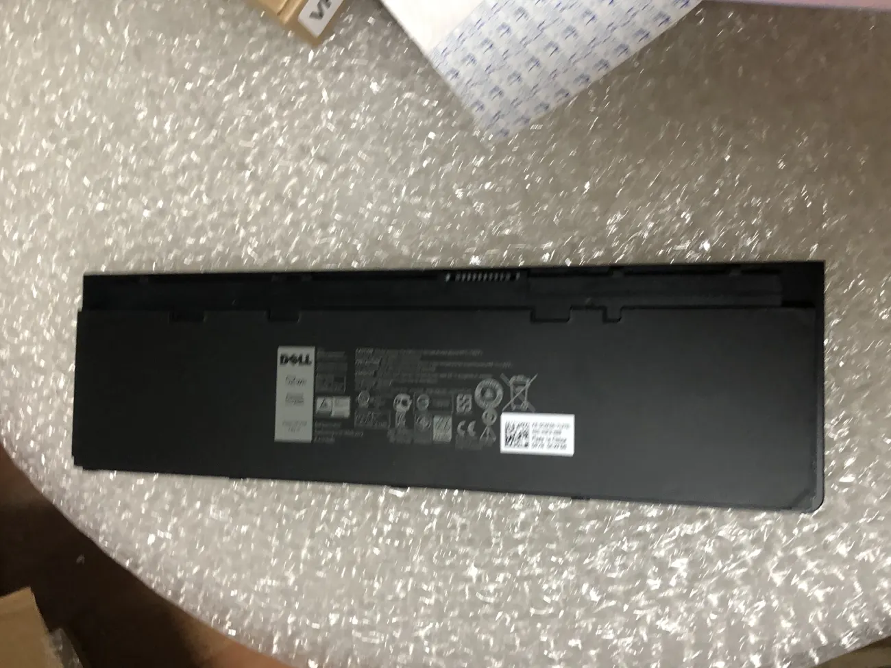 Pin Dell 7240 ( VFV59 ) 52WH mặt trước