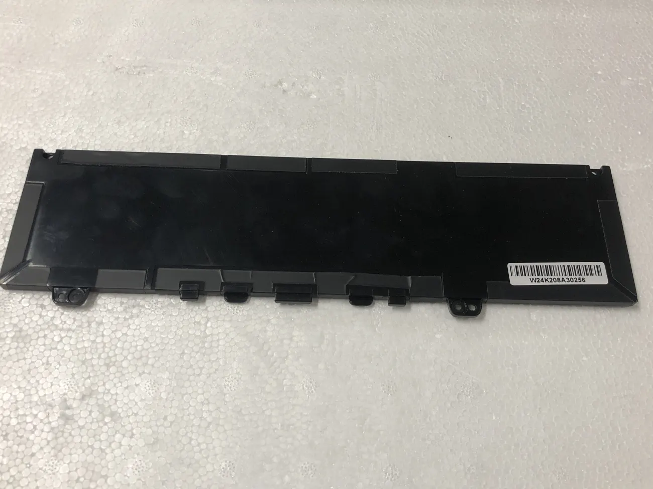 Pin DELL 7370 38W (F62G0) mặt sau
