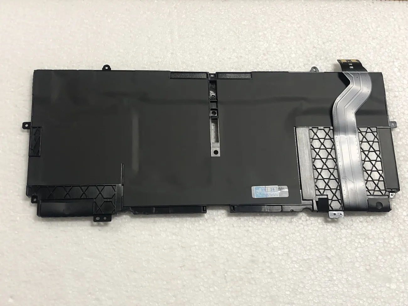 Pin DELL XPS 13 7390 TABLET 51WH 52TWH (ZIN) - 4 CELL XX3T7 NN6M8 mặt sau