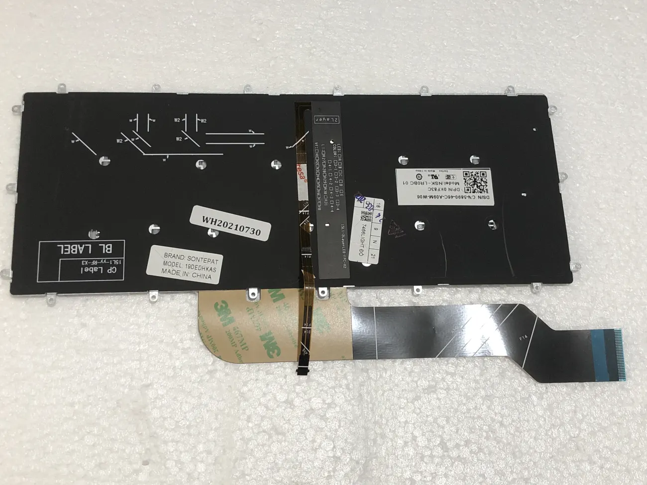 Bàn phím Dell Inspiron 15 7466 5568 led PHÍM ĐỎ 红键帽 mặt sau