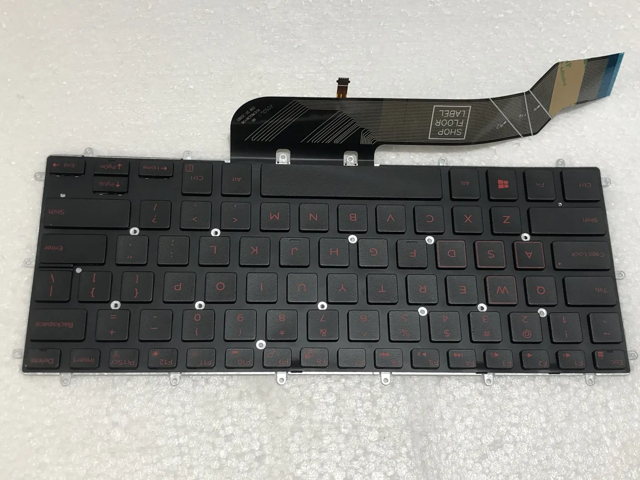 Bàn phím Dell Inspiron 15 7466 5568 led PHÍM ĐỎ 红键帽 mặt trước
