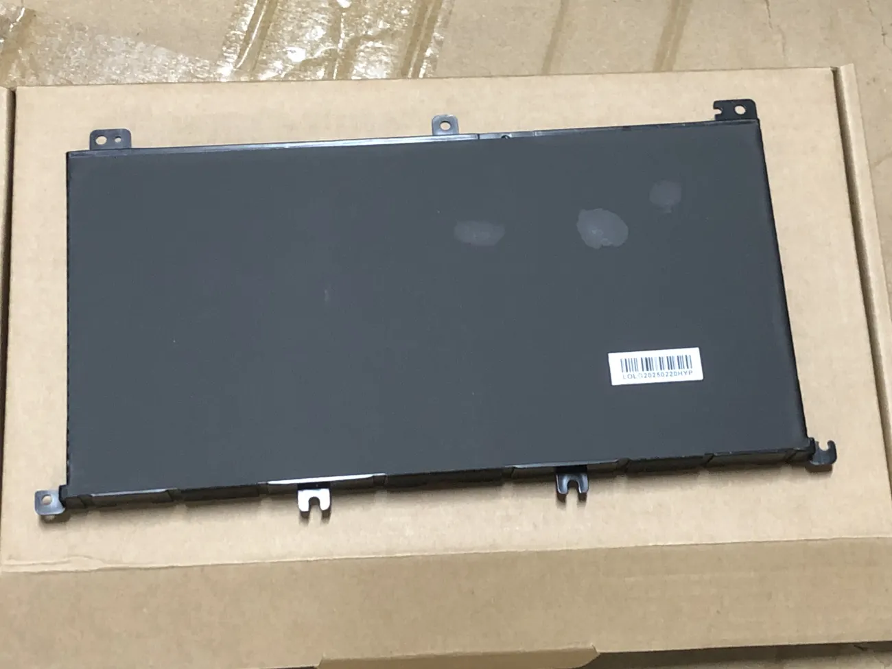 Pin Dell Inspiron 15 7000 7559 mặt sau