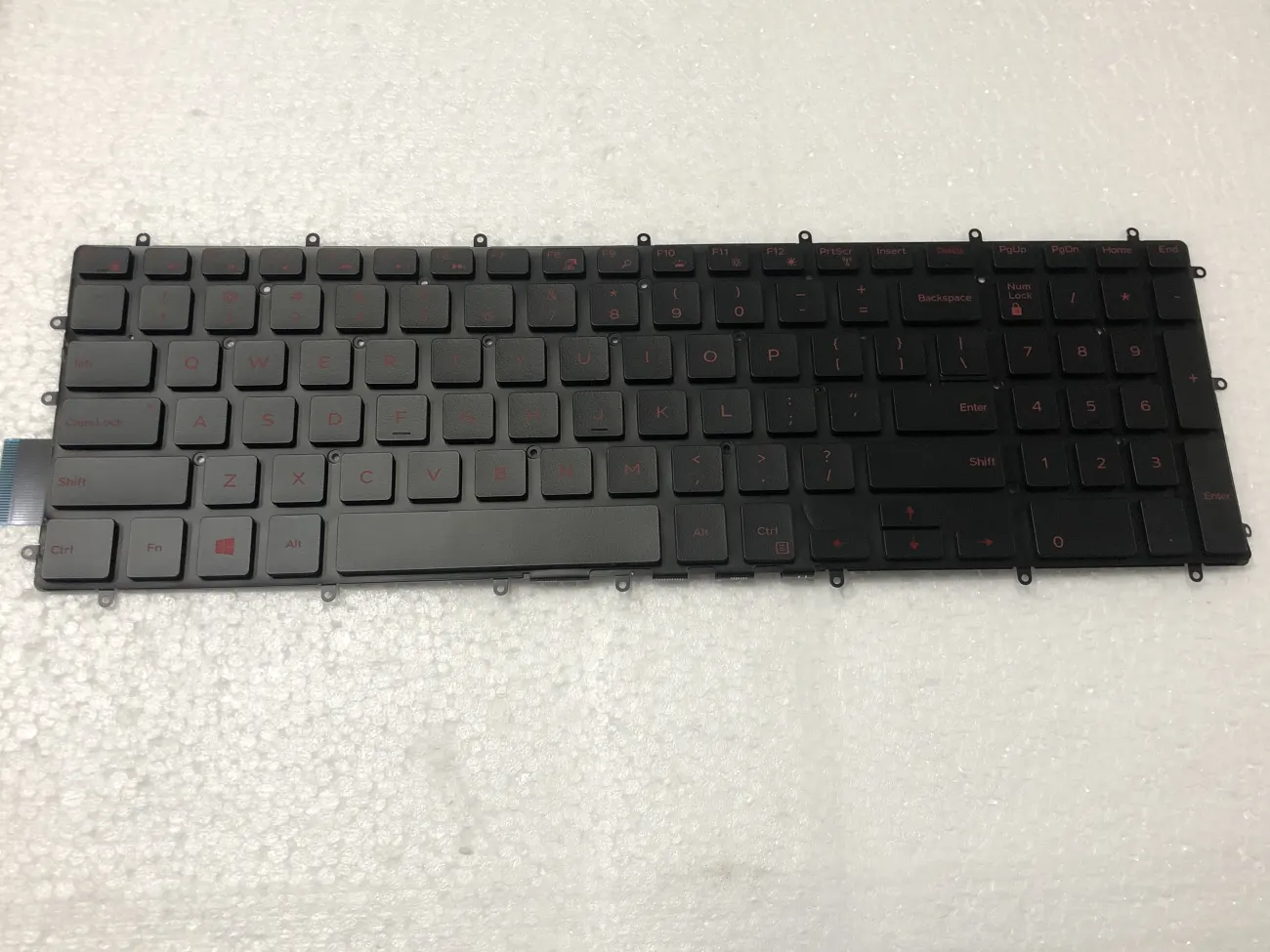 Bàn phím DELL 7566 (LED ĐỎ) =>Inspiron 15 3580 3581 3582 3583 3593 3595 5565 5567 5570 5575 5767 5775 7566 7567 7577, Vostro 15 3584 3590 5568, Gaming G3 3579, G3 3590, G3 3779, G5 5587, G5 5590, G7 7588 mặt trước