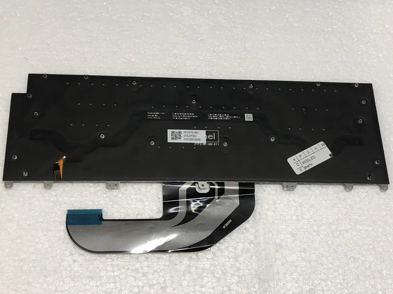 Bàn phím DELL 9320 phím màu đen có Led Plus XPS Plus 9320, XPS 9320 mặt sau