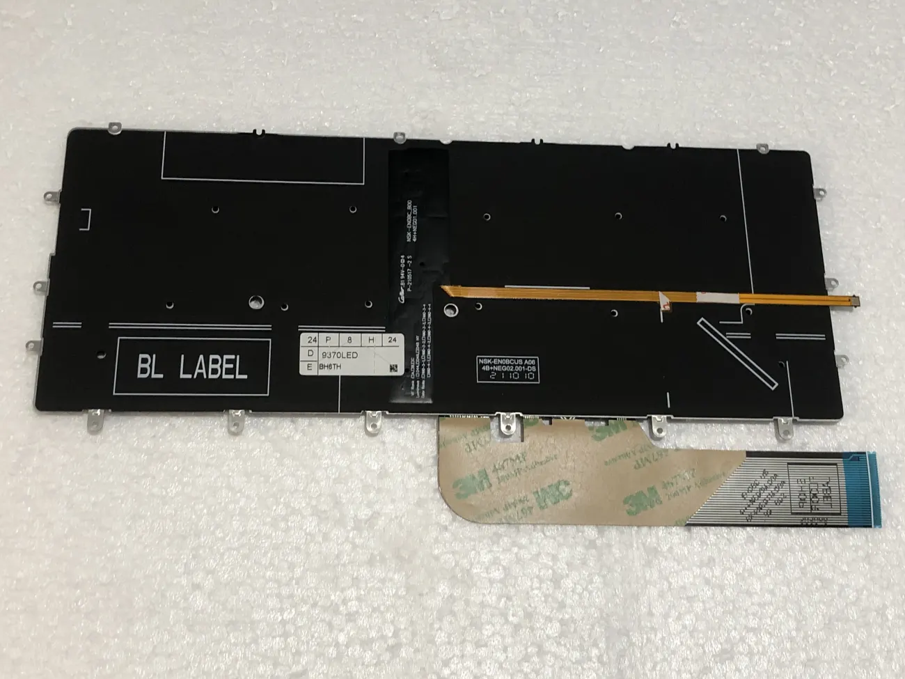 Bàn phím Dell 9370 Led XPS 13 7390 9305 9370 9380, XPS 7390, XPS 9305, XPS 13 9370, 13 9380 mặt sau