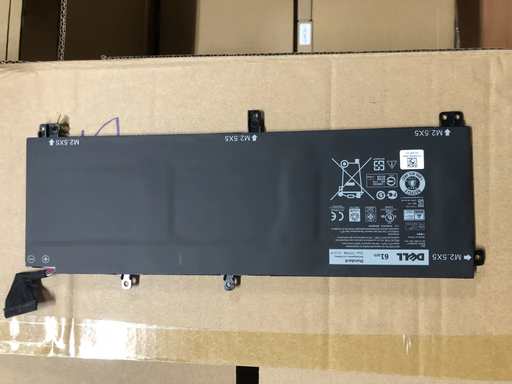 Pin Dell XPS 15 9530 Precision M3800 TOTRM ZIN mặt trước