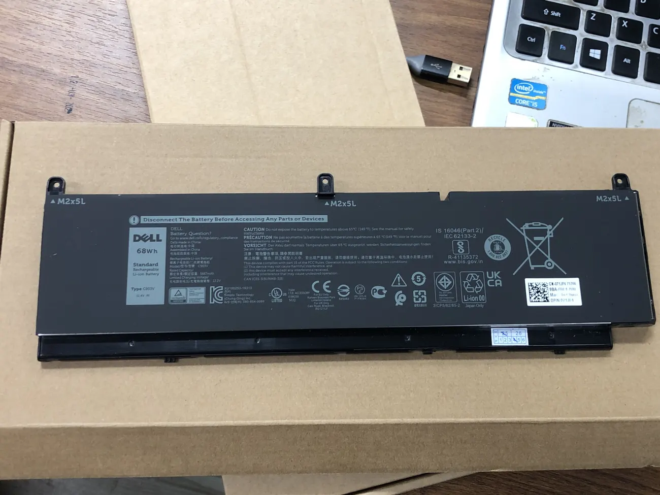 PIN DELL PRECISION 7550 68WH C903V (ZIN) - 6 CELL - Dell Precision 7550 7560 7750 7760, C903V mặt trước