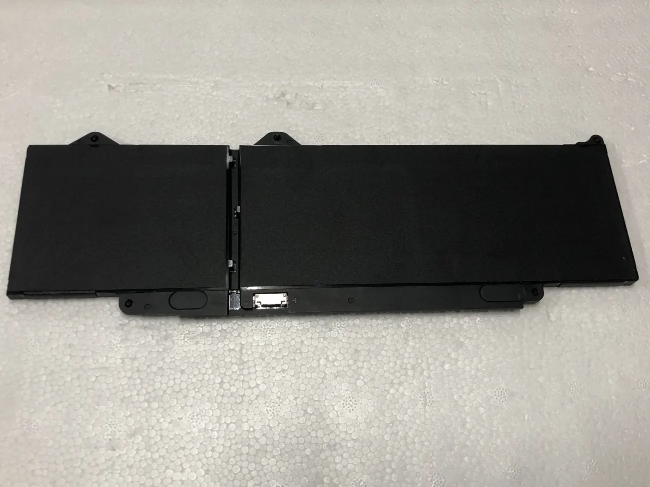 PIN DELL PRECISION 3580 DR02P (ZIN) - 3 CELL - Dell Precision 3580, Dell Latitude 3440 3540 5340 5440 5540 (Core i thế hệ 13), DR02P 54Wh mặt sau