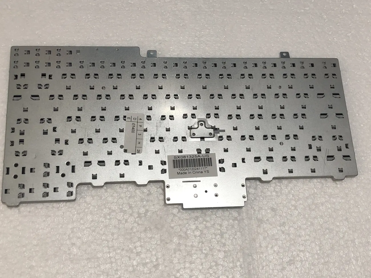 Bàn phím Dell E5400 mặt sau