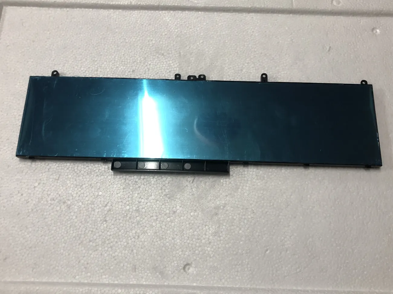 Pin DELL E5470 DÀI 长款84WH (ZIN) - 8 CELL WJ5R2 mặt sau