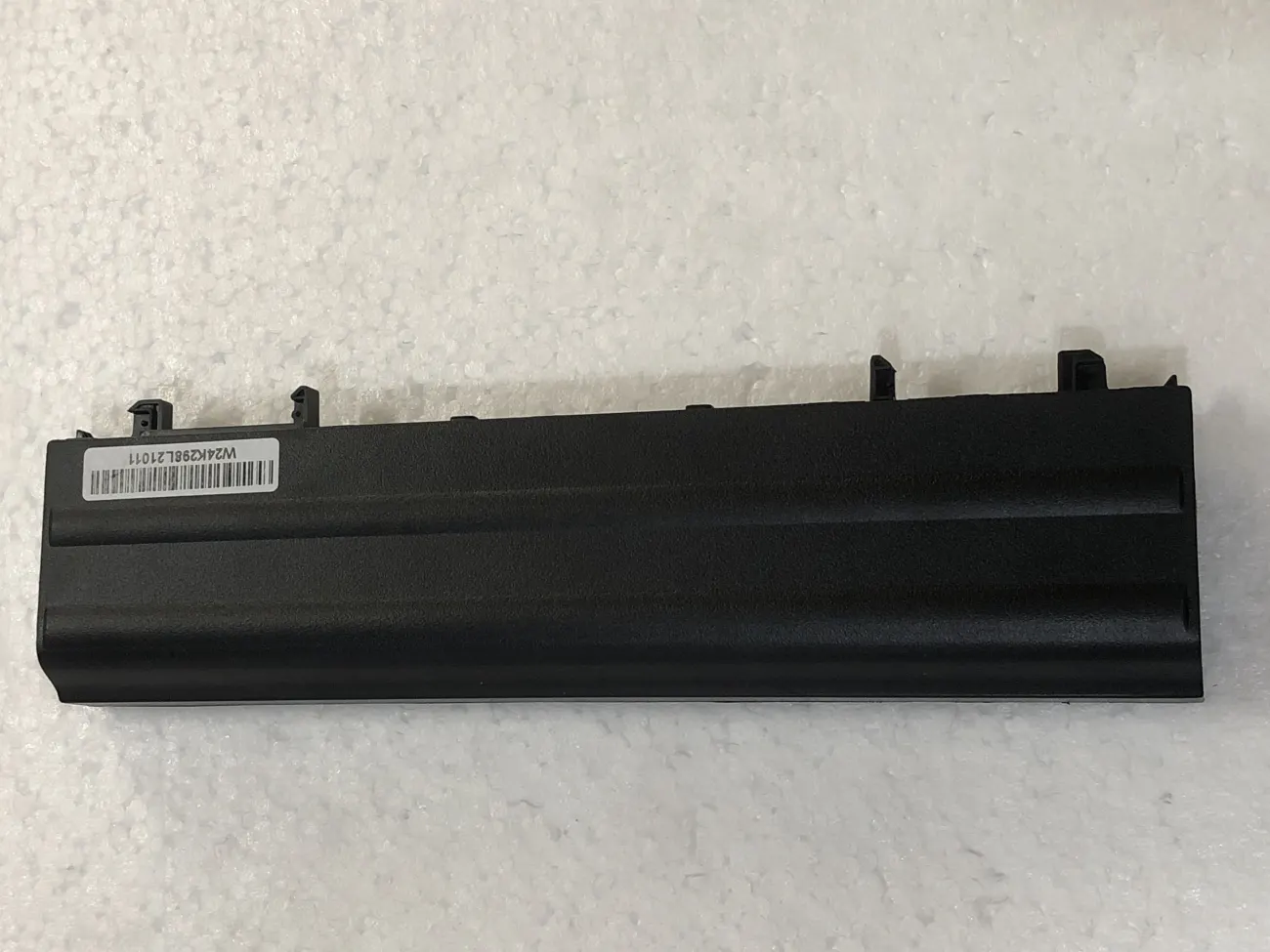 Pin Dell E5440 Zin mặt sau