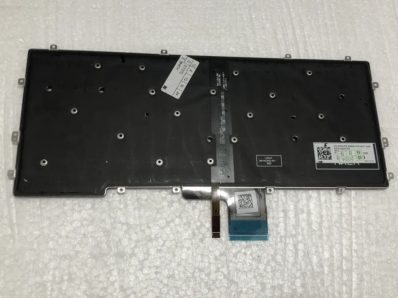 Bàn phím Dell E7370 mặt sau