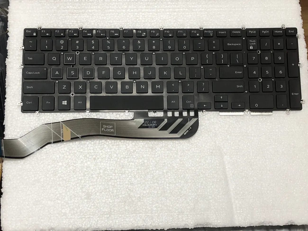 Bàn phím DELL GAMING G3 15 3500 3590 (LED RGB, BH 6TH) *CÁP LED NHIỀU CHÂN* - Dell Gaming G3 3000, G3 3579, G3 3590, G3 3779, Gaming G5 5000, Gaming G5 5500, G5 5587, G5 5590, Gaming G7 7000, G7 7588, G7 7590, G7 7790 (LED ARGB CÁP LED NHIỀU CHÂN) mặt trước