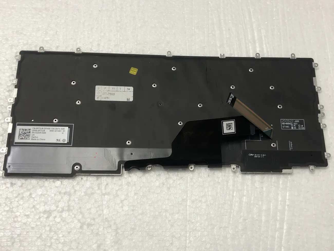 Bàn phím Dell G7 7500 2020 mặt sau