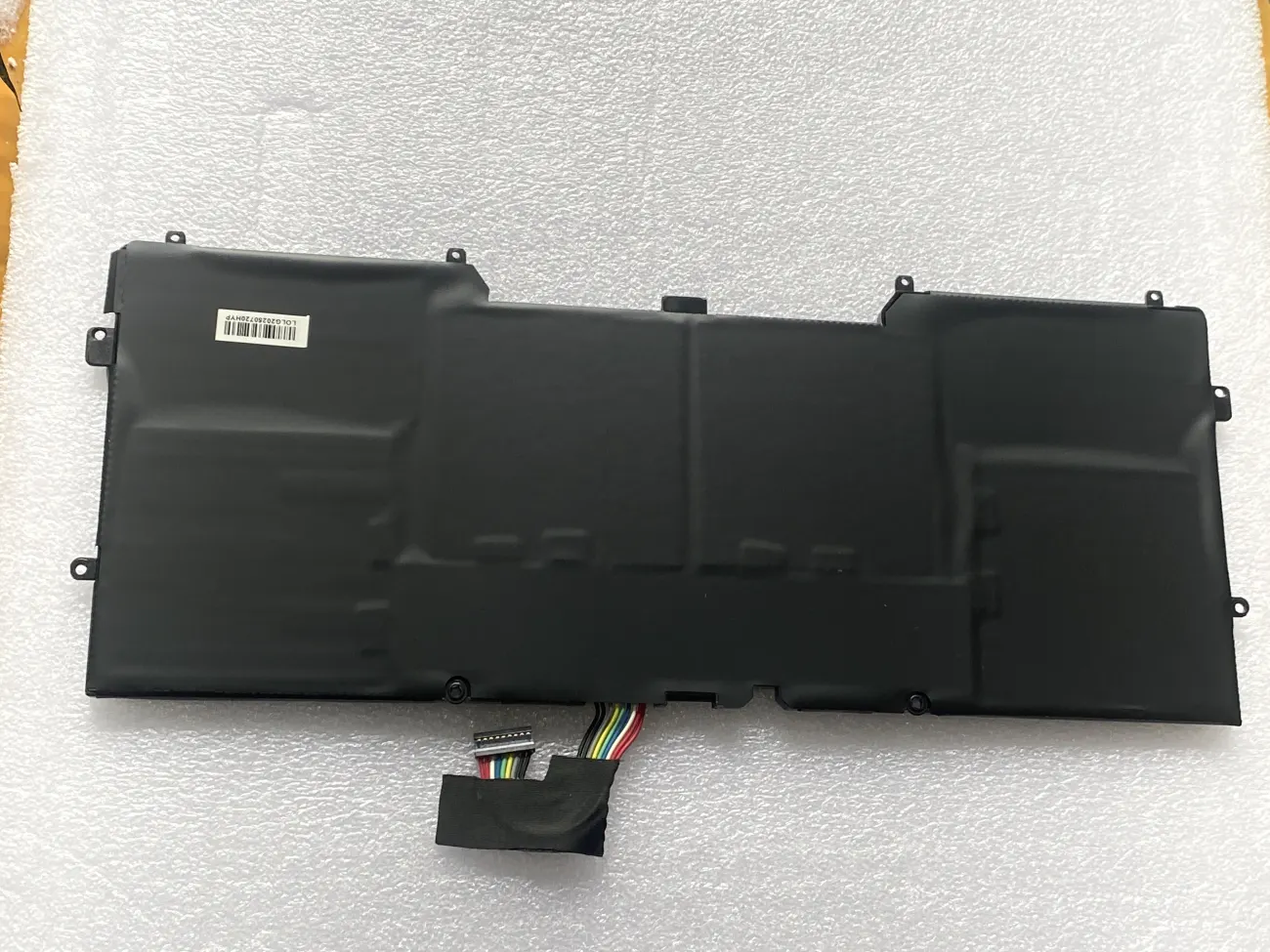 Pin Dell L322 Zin 55Wh mặt sau