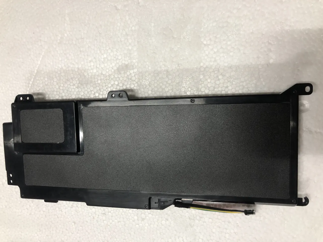 Pin Dell XPS 14Z-L412Z V79Y0 mặt sau