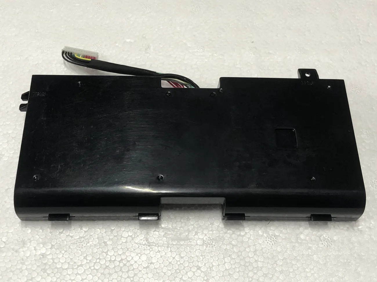 Pin DELL ALIENWARE M17X R5 (ZIN) - 8 CELL mặt sau