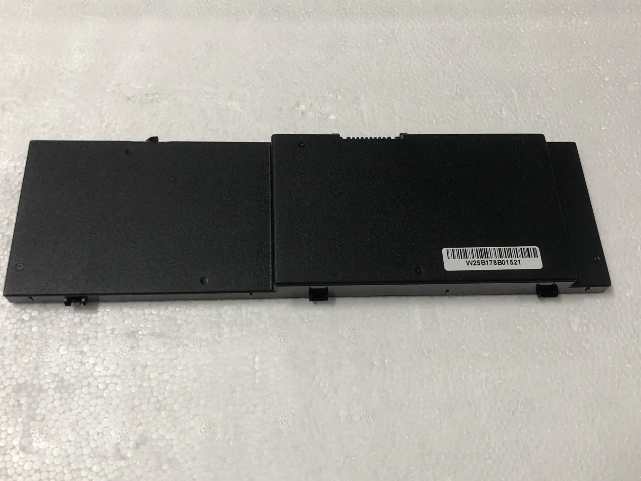 Pin Dell Precision 15 (7510) (MFKVP) 91W mặt sau