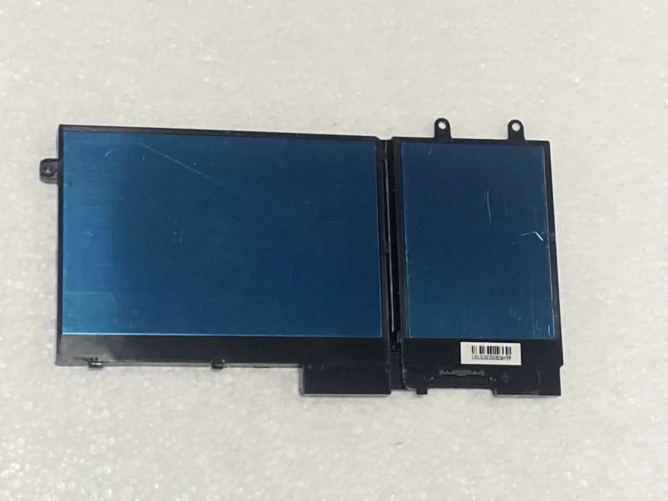 PIN DELL LATITUDE 5400 NGẮN 51WH R8D7N (ZIN) - 3 CELL *KO KÉN WH* - Dell Latitude 5400 5410 5500 5510, Precision 3540 3550, Inspiron 7590 7591 7791 (2-in-1 Series CÓ BÚT CẢM ỨNG), R8D7N 4GVRD mặt sau