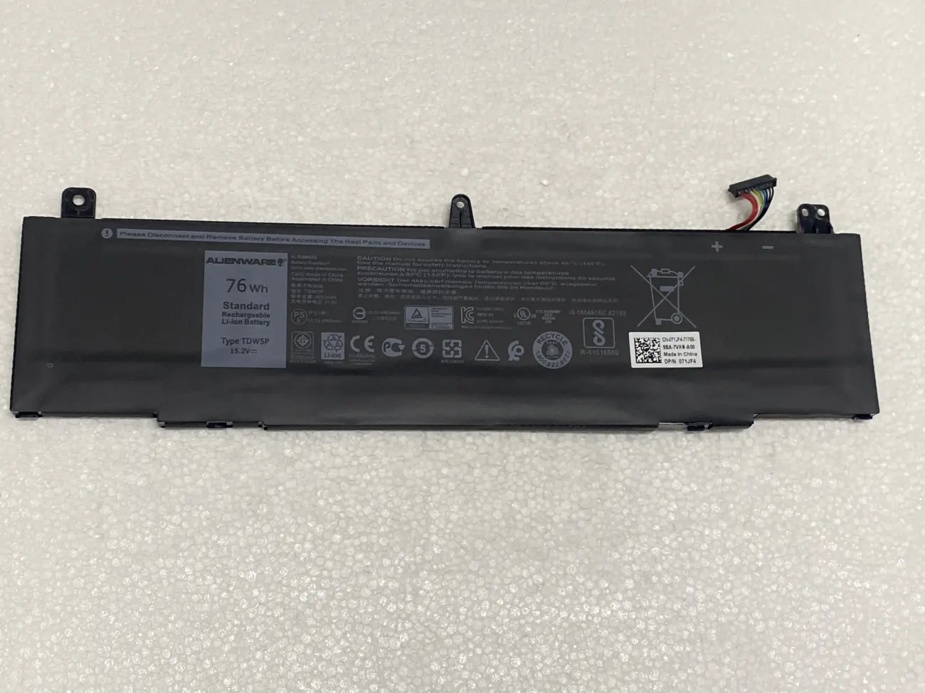 Pin DELL ALIENWARE 13 R3 TDW5P (ZIN) - 4 CELL 13R3 mặt trước