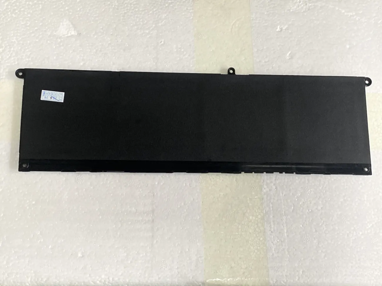 PIN DELL LATITUDE 3420 64WH TN70C (ZIN) - 4 CELL *NẾU CÓ HDD SẼ BỊ CẤN* - Dell Latitude 3320 3420 3520, Vostro 3510 3511 3515 5310 5410 5415 5510 5515, Inspiron 5418 5518 7415, TN70C mặt sau