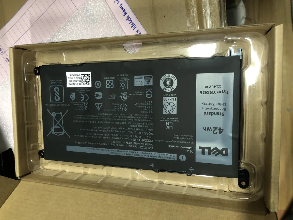 Pin Dell 5482 YRDD6 ZIN mặt sau