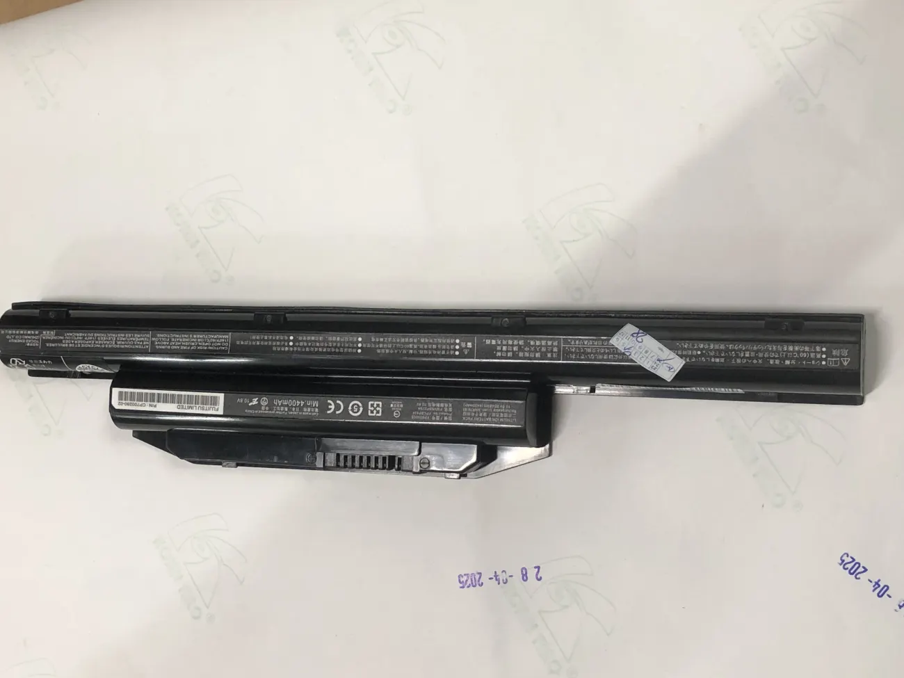 PIN FUJITSU A573 FMVNBP229A - 6 CELL - Fujitsu Lifebook A544 A564 A573 A574 AH544 AH564 AH573 AH574, E733 E734 E743 E744 E753 E754, S904, FMVNBP229A FMVNBP227 FMVNBP231 FMVNBP235 FPB0311S mặt trước