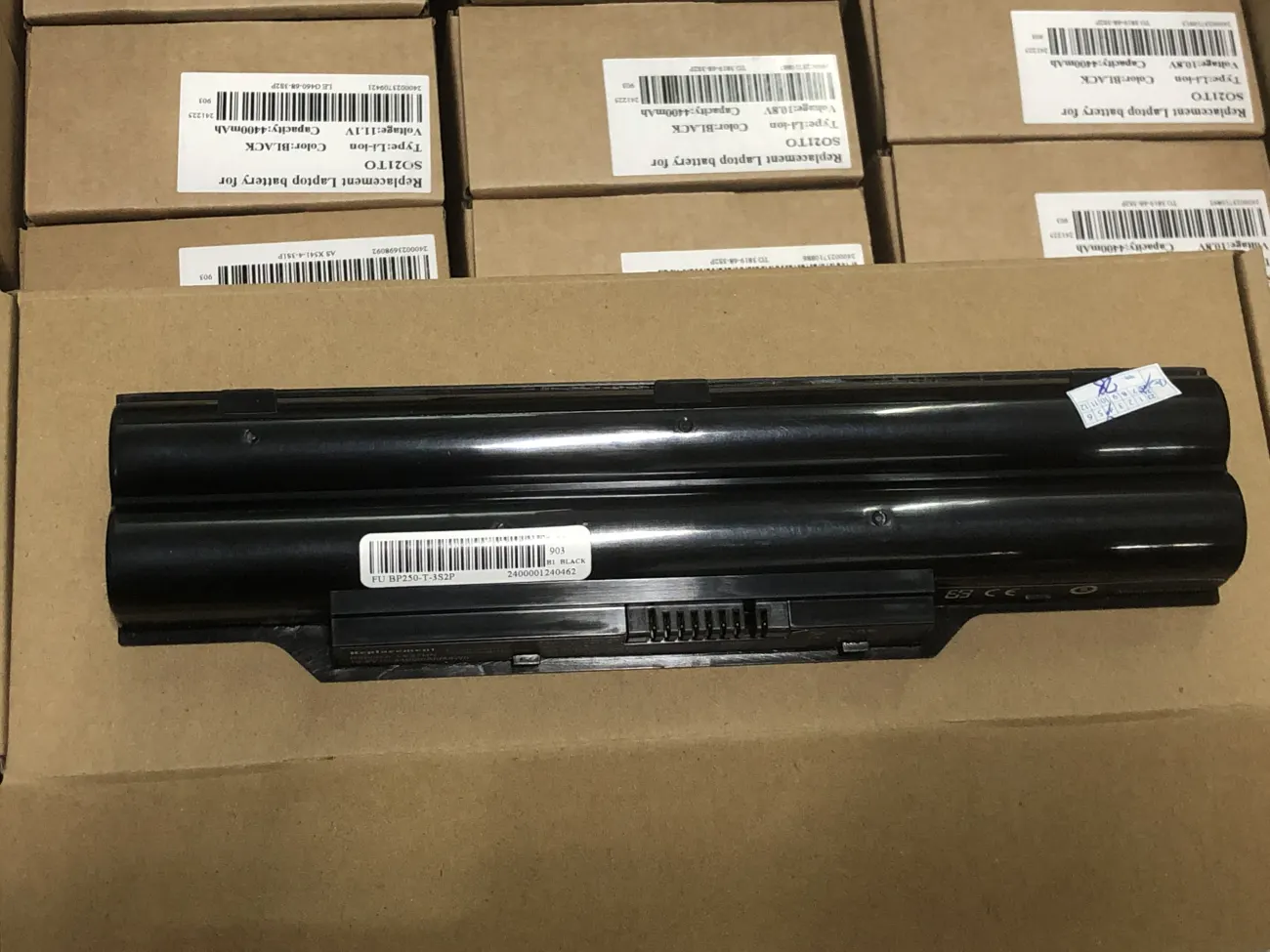 Pin FUJITSU  LH530 mặt trước