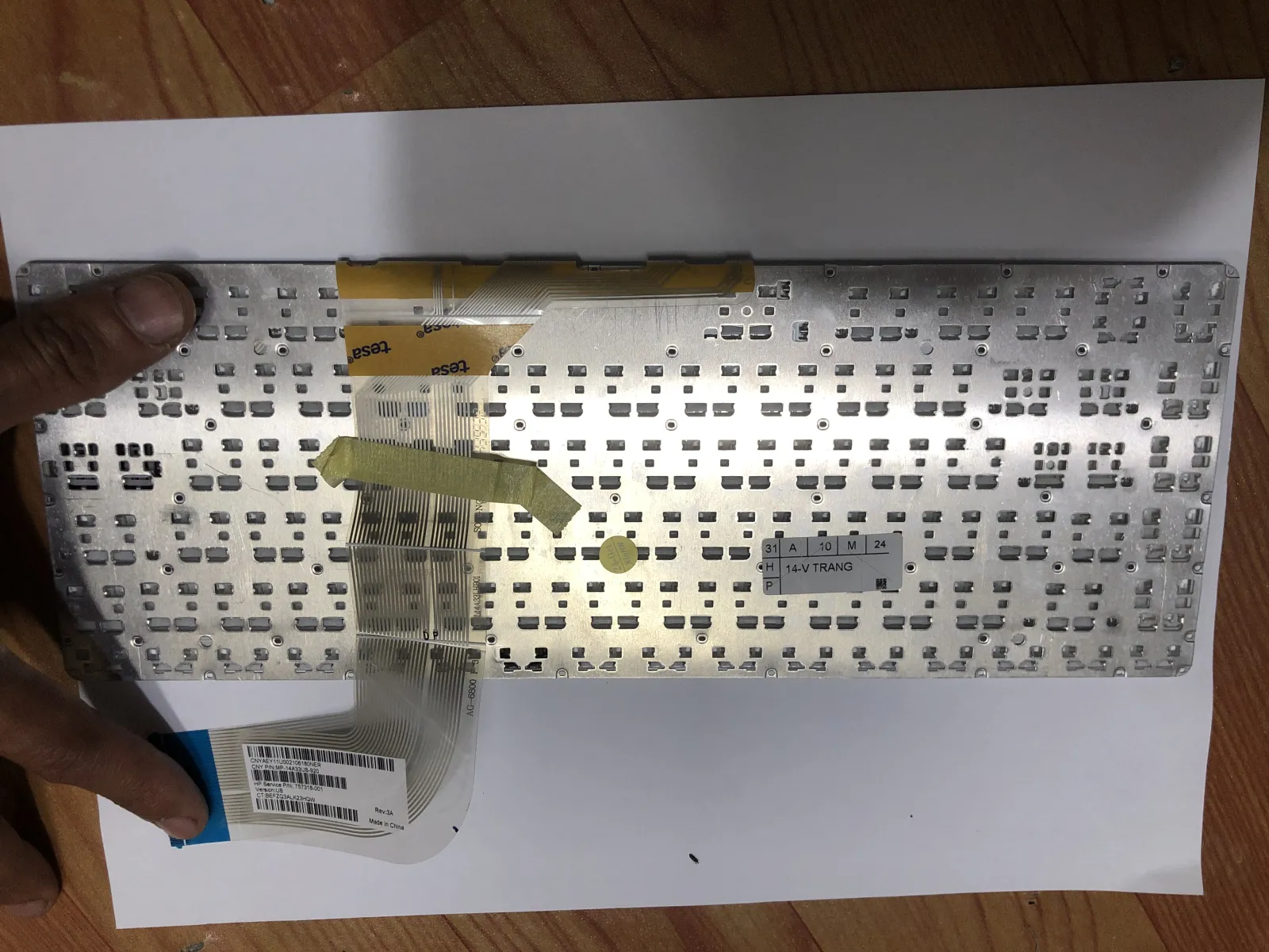 Bàn phím HP 14-V, 14-P TRẮNG mặt sau