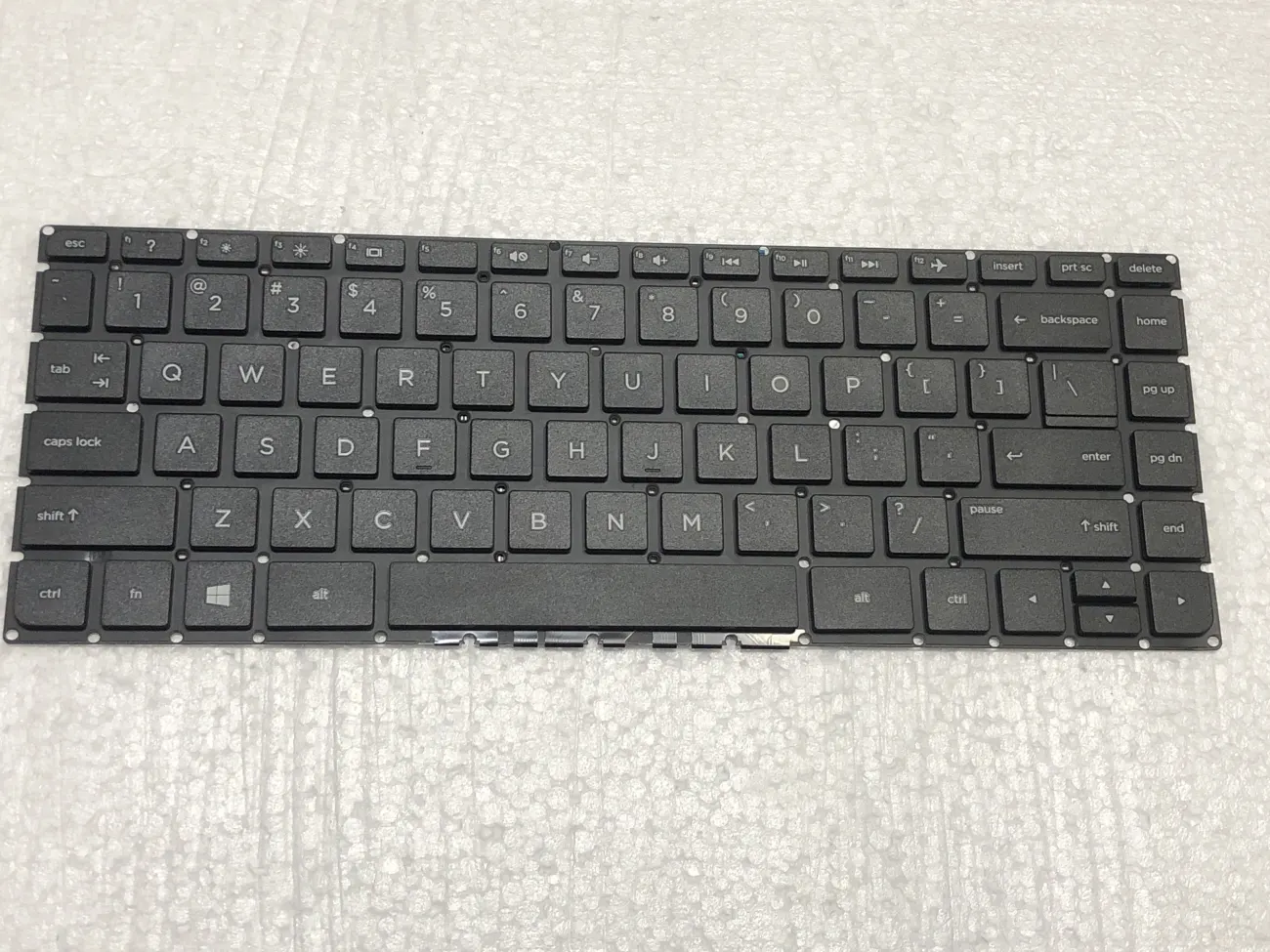 Bàn phím HP Pavilion 14-ac000, 14-af000, 14-am000, 14-an000, 240 G4, 240 G5, 246 G4, 348 G3 ZIN mặt trước