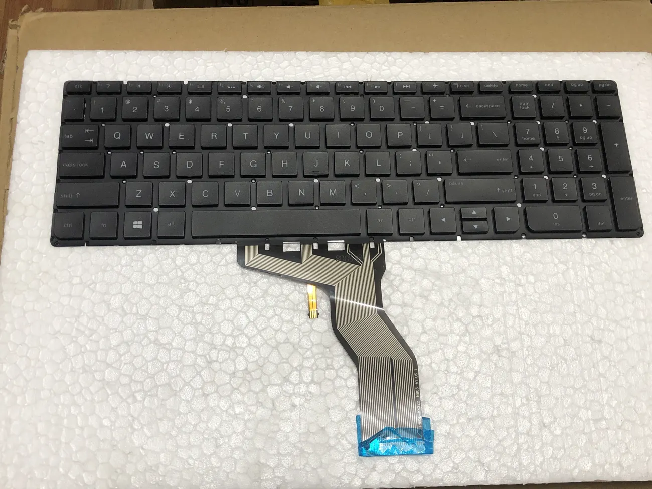 Bàn phím HP Pavilion 15-ab000, 15-ak000, 15-aq000, 15-au000, 15-aw000, 15-bc000, 15-u000, 15-w000, 17-g000, 250 G6, 255 G6, Envy X360 m6-w000, m6-aq000, m6-ae000 LIGHT mặt trước