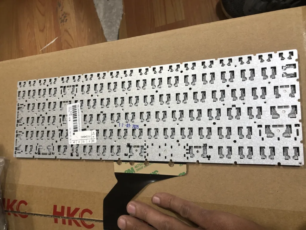 Bàn phím HP 15-DA BẠC 银 mặt sau