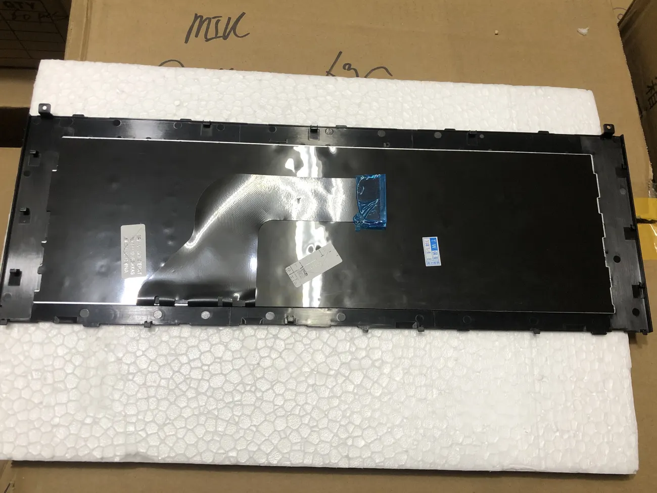 Bàn phím HP 4710s (CÓ KHUNG) *KHUNG HAI BÊN DƯ 2CM* =>ProBook 4710s mặt sau