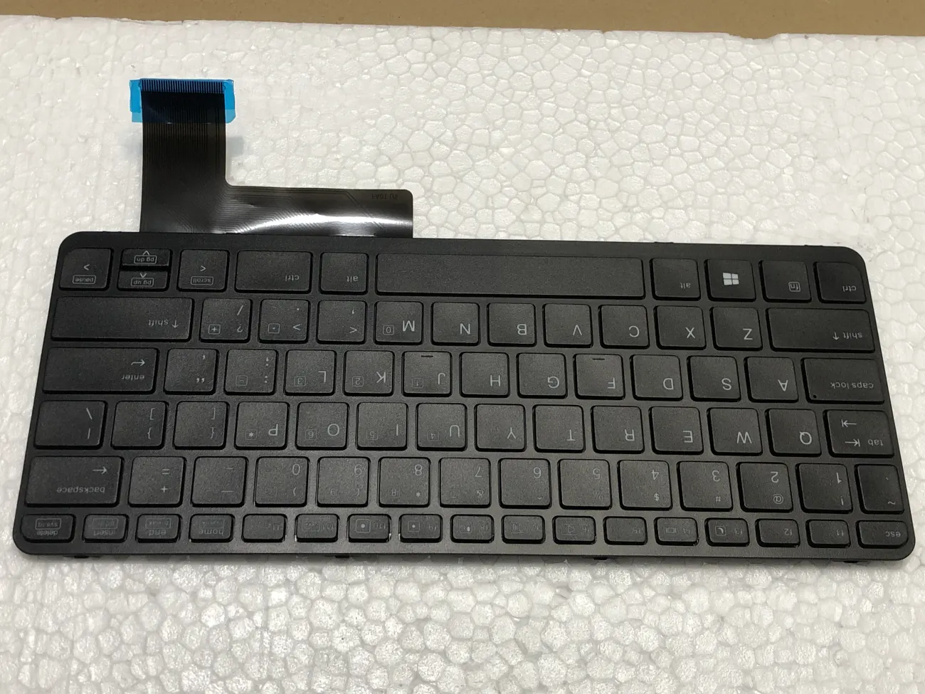Bàn phím HP 820 G1 LIGHT mặt trước