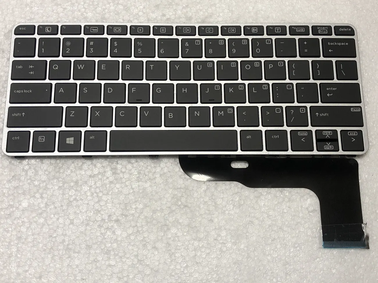 Bàn phím HP 820 G3 (CÓ ĐÈN,) =>Elitebook 725 G3, 725 G4, 820 G3, 820 G4 mặt trước