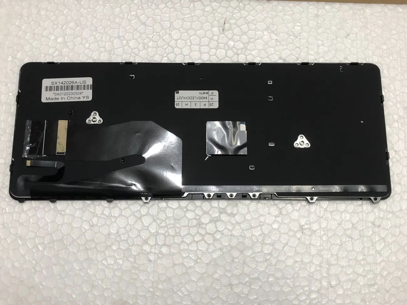 Bàn phím HP ELITEBOOK 840 G1 850 G1 (CÓ CHUỘT, ĐÈN) =>EliteBook 840 G1, 840 G2, 850 G1, 740 G1, 740 G2, 745 G2, 750 G1, 755 G2, Zbook 14 G1 G2 mặt sau