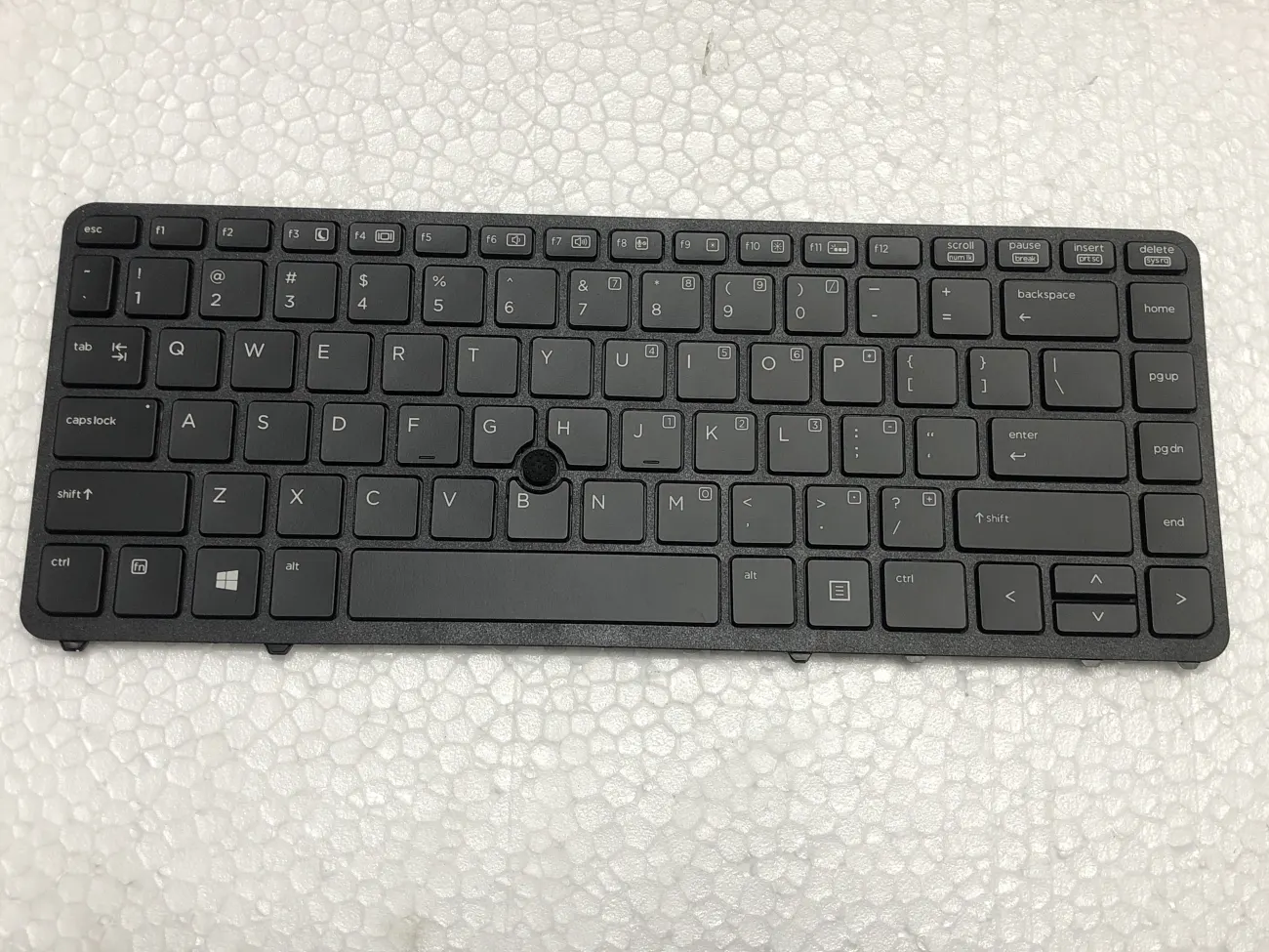 Bàn phím HP ELITEBOOK 840 G1 850 G1 (CÓ CHUỘT, ĐÈN) =>EliteBook 840 G1, 840 G2, 850 G1, 740 G1, 740 G2, 745 G2, 750 G1, 755 G2, Zbook 14 G1 G2 mặt trước