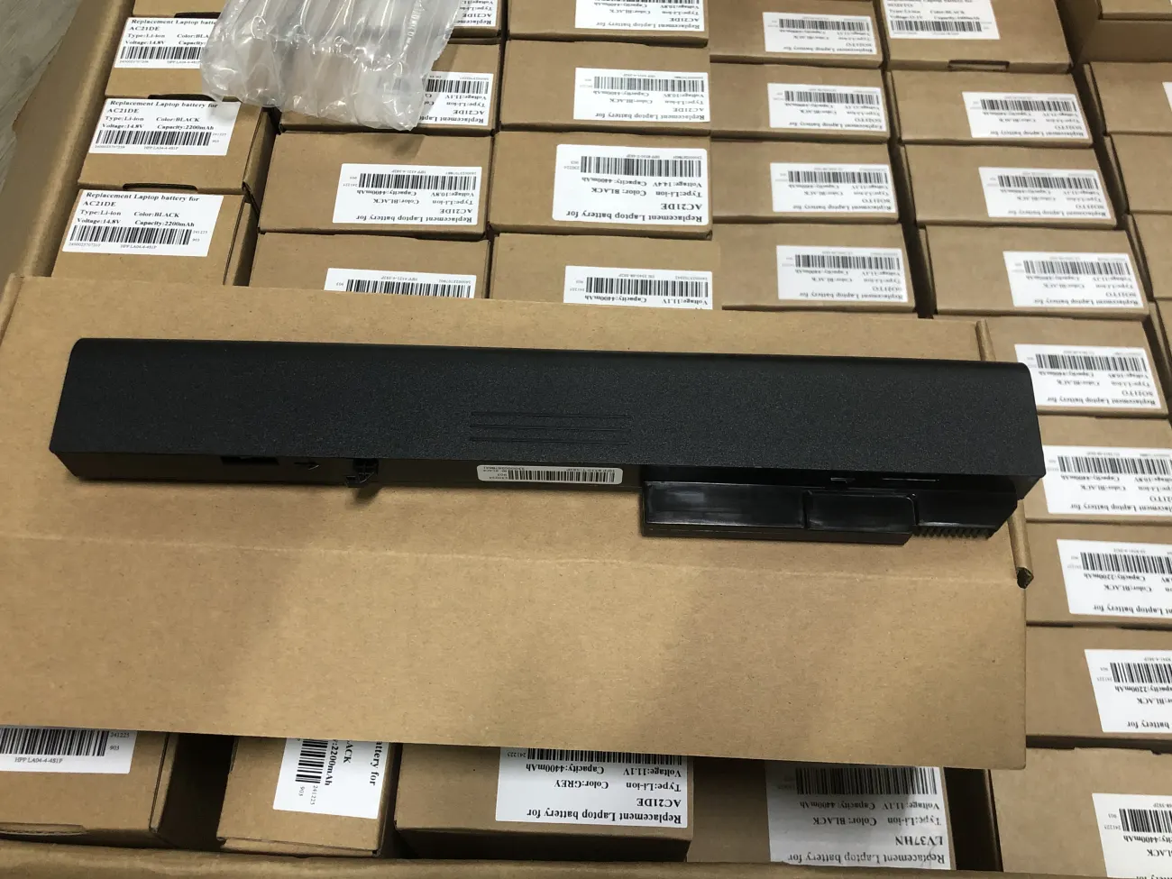 Pin HP 8530P OEM mặt sau