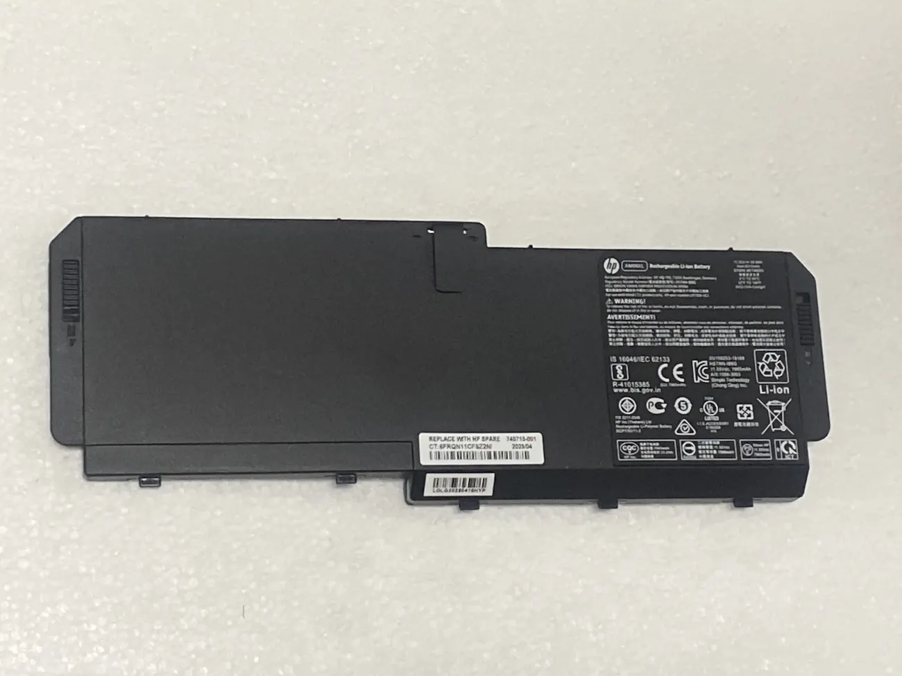 PIN HP ZBOOK 17 G5 G6 AM06XL (ZIN) - 6 CELL - Hp Zbook 17 G5, Zbook 17 G6, AM06XL mặt trước