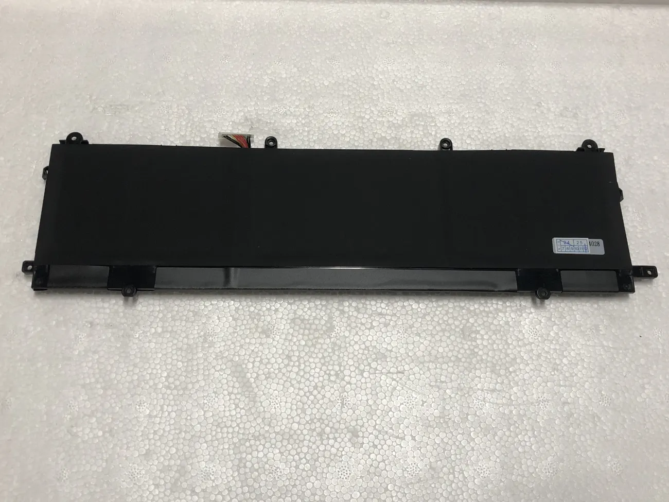 PIN HP X360 15-EB000 BN06XL (ZIN) - 6 CELL - Hp Spectre X360 15-eb 15-eb000, 15-eb1043dx, 15-eb1053dx, 15-eb1097nr, BN06XL mặt sau