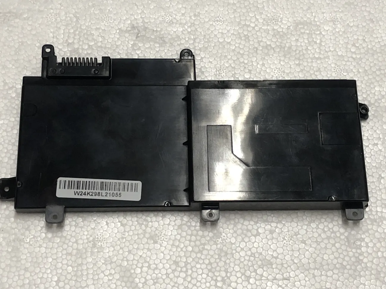 Pin HP CI03XL mặt sau