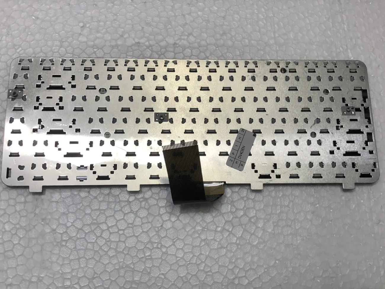 Bàn phím HP DM4 ĐEN =>Pavilion DM4-1000, DM4T-2000, DV5-2000 mặt sau