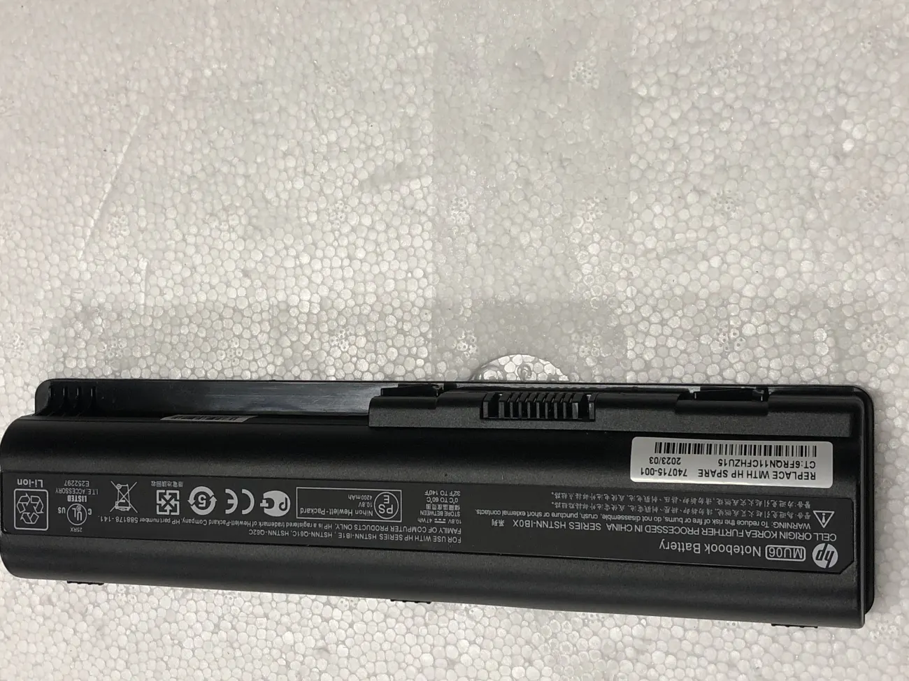 Pin HP DV4 Zin mặt trước