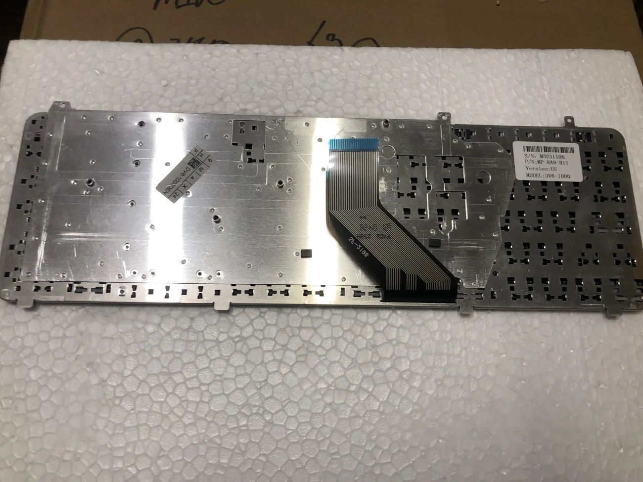 Bàn phím HP DV6-1000 ĐEN =>Pavilion DV6 DV6T, DV6-1000, DV6-2000 mặt sau