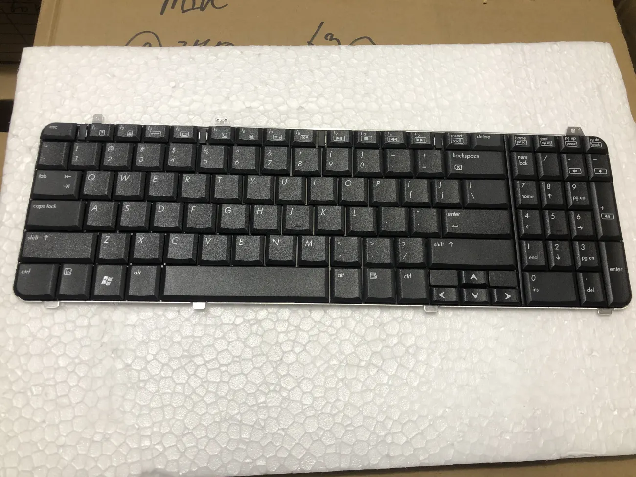 Bàn phím HP DV6-1000 ĐEN =>Pavilion DV6 DV6T, DV6-1000, DV6-2000 mặt trước