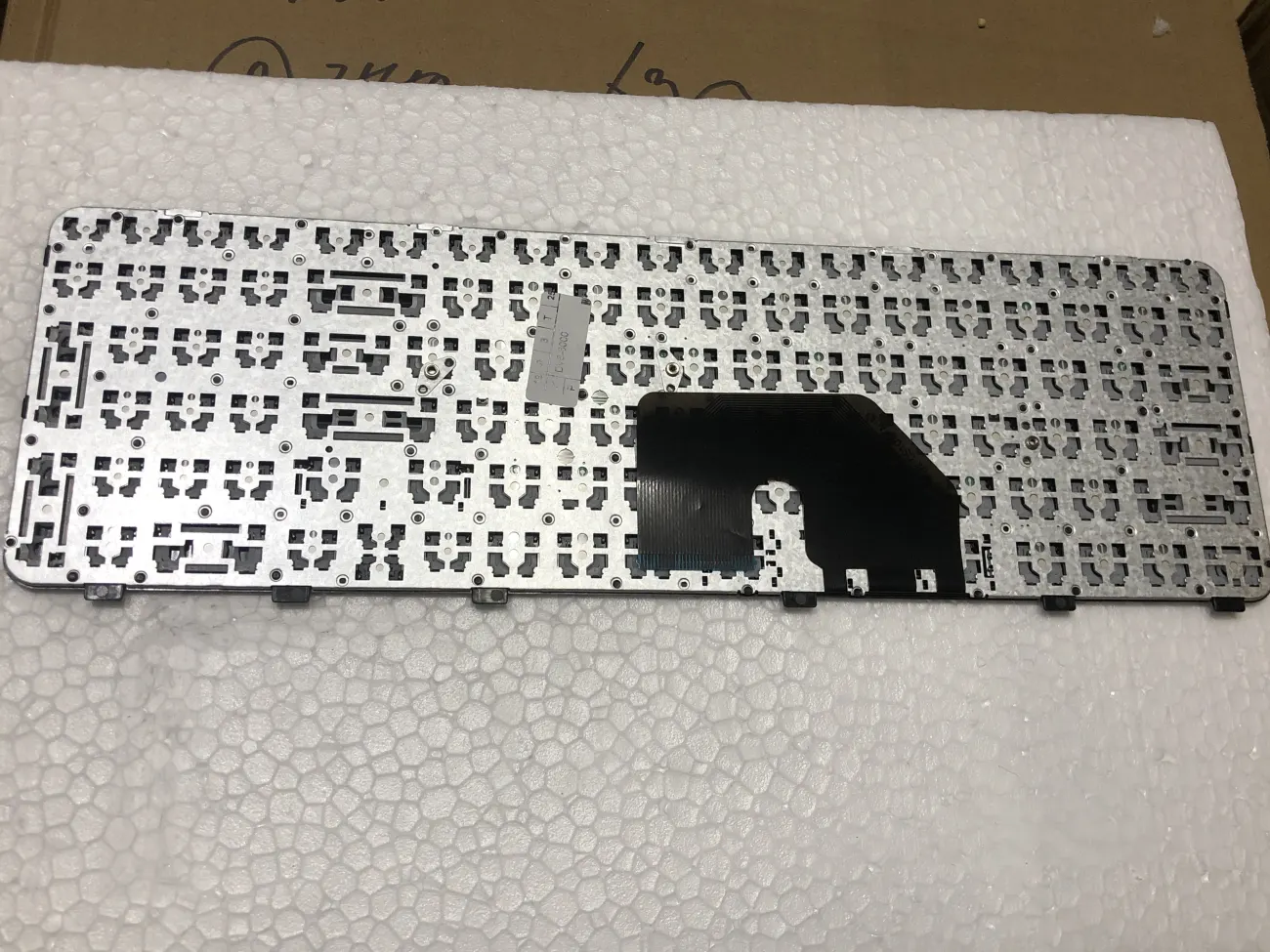 Bàn phím HP DV6-6000 =>Pavilion DV6 DV6t, DV6-6000, DV6-6100 DV6-6200, DV6-6300 mặt sau