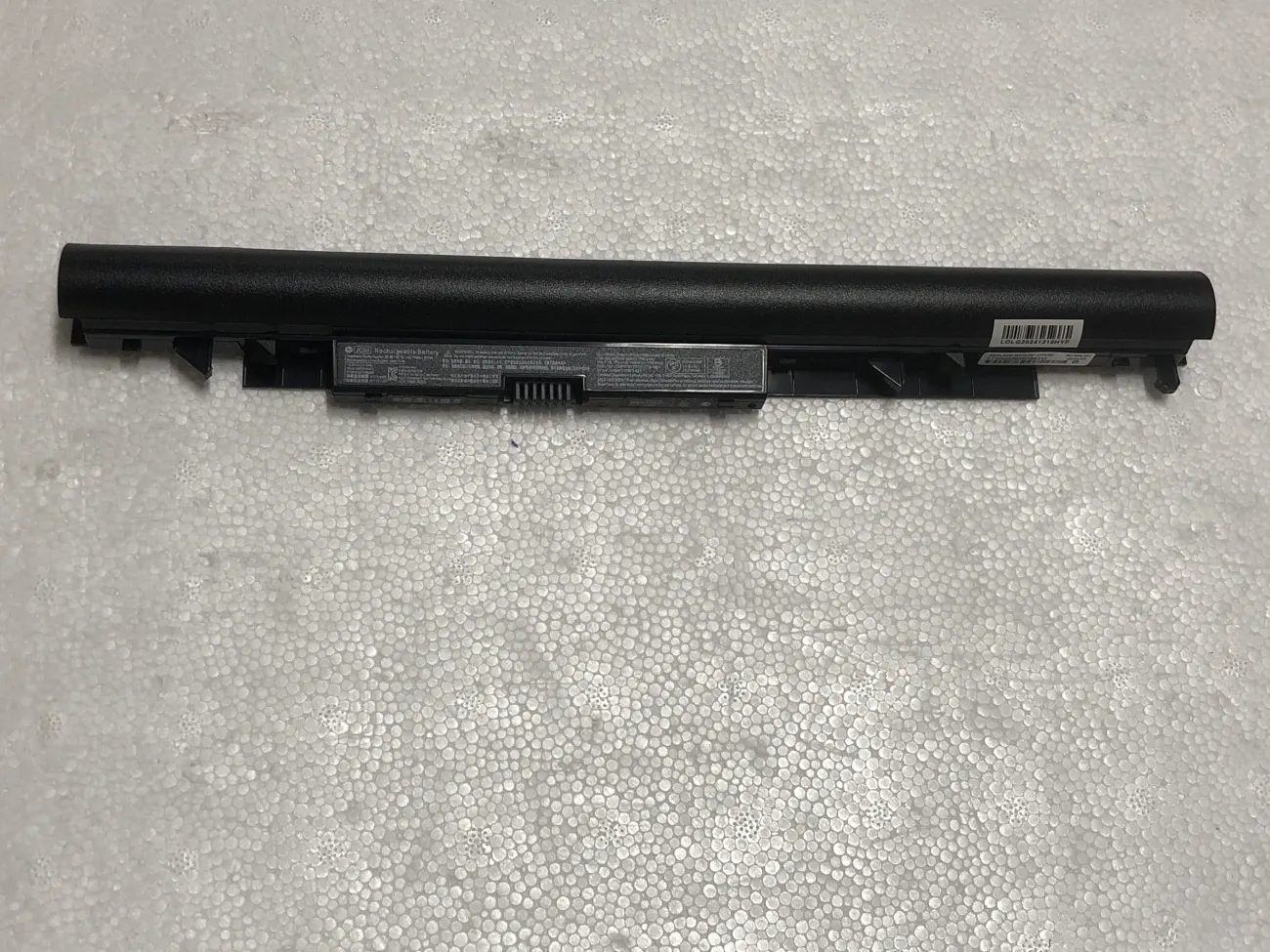 Pin HP JC04 zin mặt trước