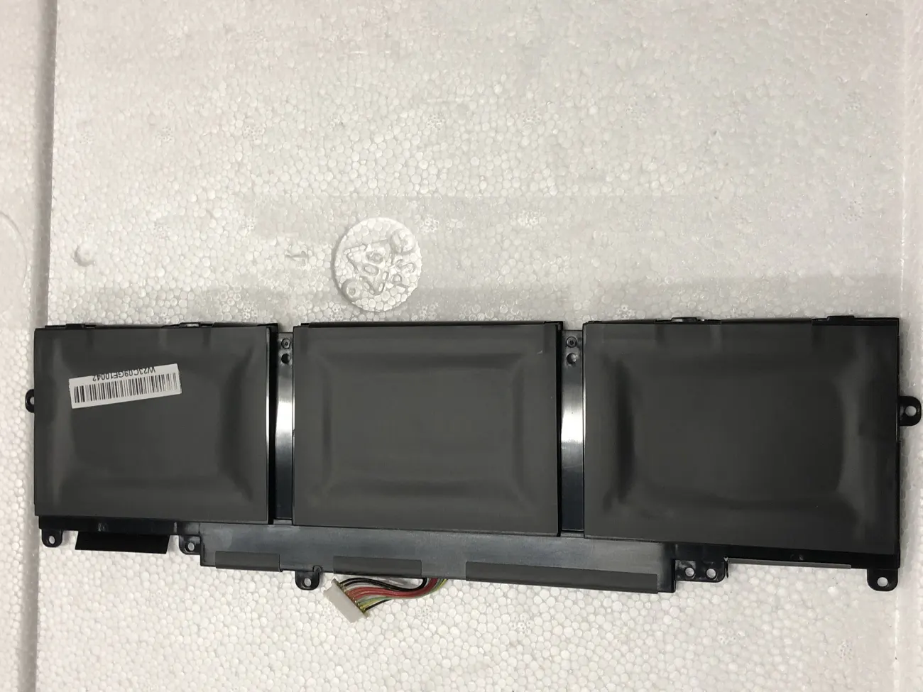Pin HP Stream 11/ME03XL mặt sau